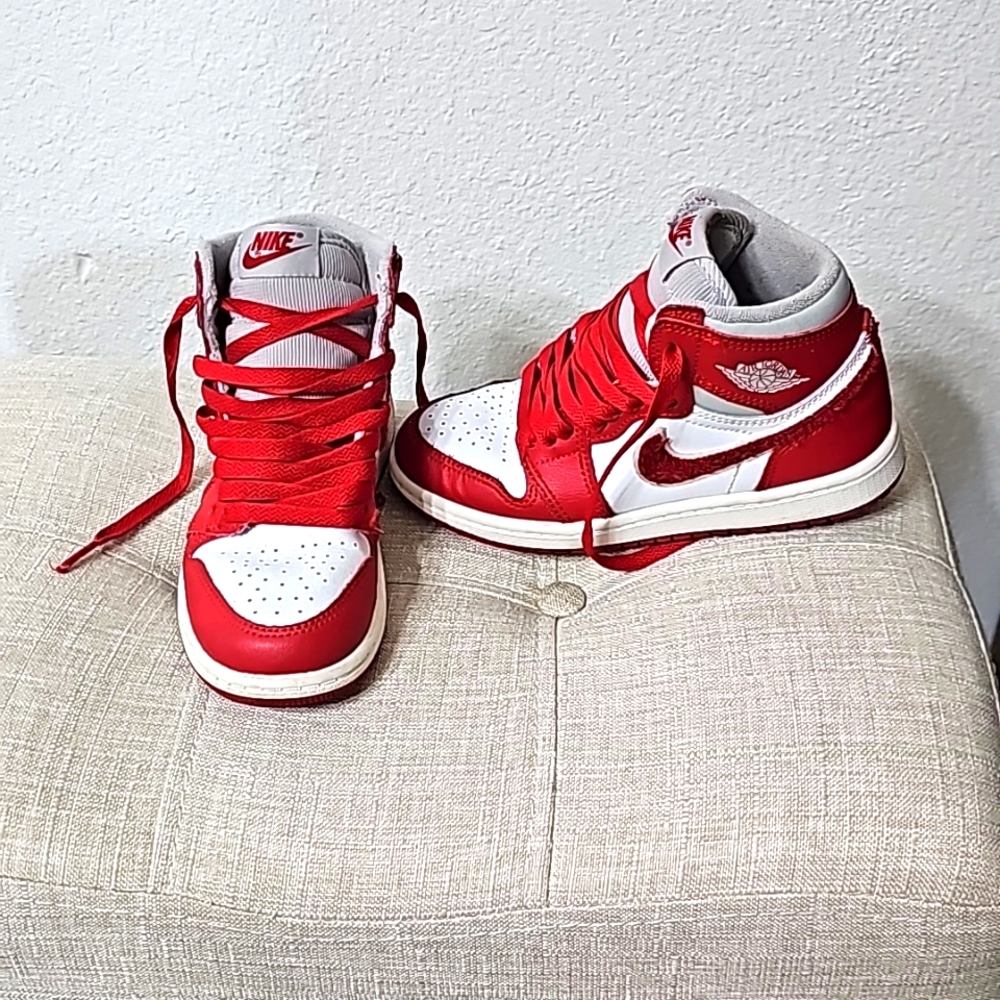 Air Jordan 1